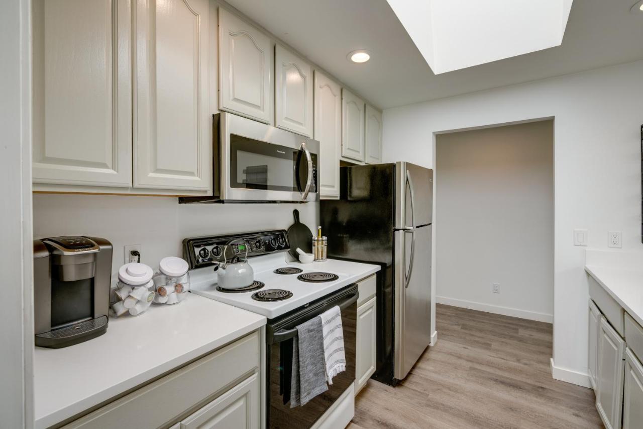 Modern Home 3 Miles To Woodinville Wine Country! 외부 사진